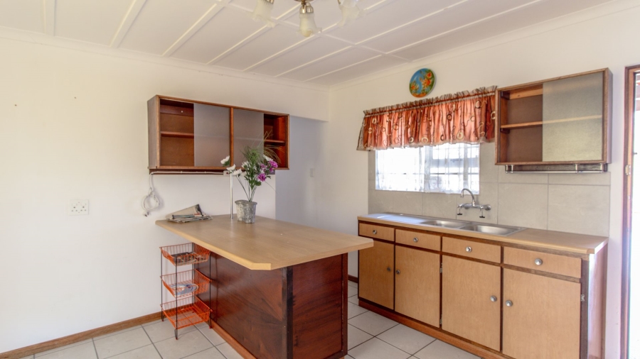 5 Bedroom Property for Sale in Lamberts Bay Western Cape